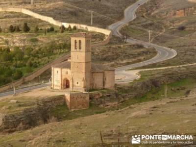 Destilería DYC y Ciudad de Segovia;solo mochilas;trekking en madrid